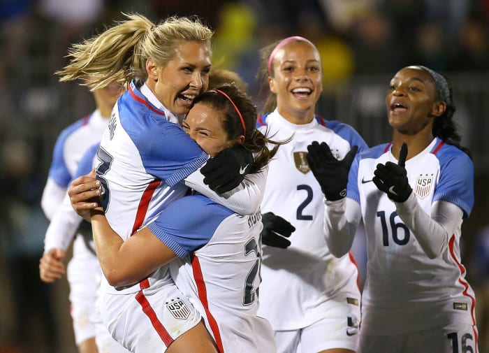 USWNT-Colombia-Long-Gallery.jpg